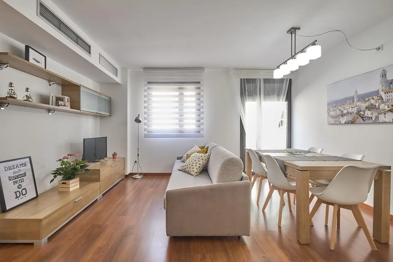 Little Home Gerona 0*,